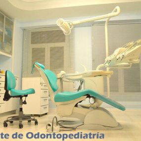 clinica-dental-fueros-7.jpg