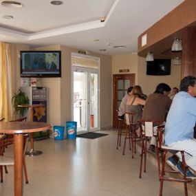 hostal-la-isla-bar-03.jpg