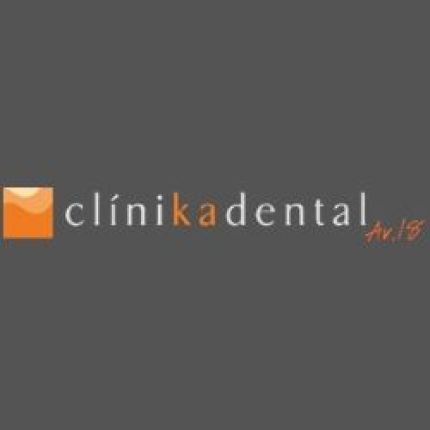 Logótipo de Clínica Dental Victoria Rojo