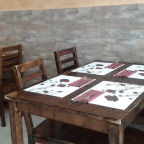 restaurant-pizzeria-litaliana-mesas-03.jpg