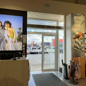 Bild von Tape à l'oeil -  Charleville-Mézières