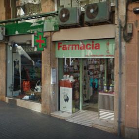 farmacia-castelltort-fachada-01.jpg