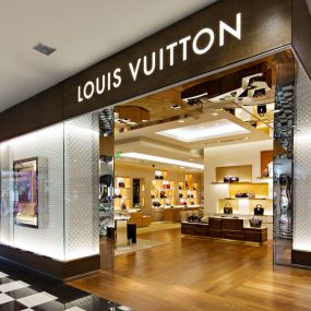 Bild von Louis Vuitton Costa Mesa South Coast Bloomingdale's