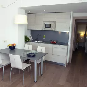 APARTAMENTOSALMIRALL3.jpg