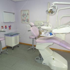 clinica-dental-silvia-equipo-medico-05.jpg