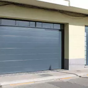 PUERTAS_DE_COCHERA_EN_LEON.jpg