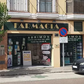 Farmacia_en_Montijo_Nazaret_Luengo.jpg