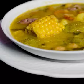 PUCHEROCANARIORESTAURANTECASATOMAS.jpg