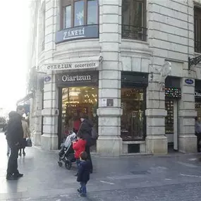 pasteleria-oiartzun-fachada-01.jpg