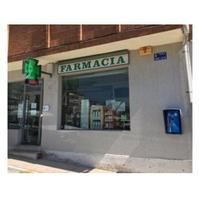 Farmacia-Las-Rozas-fachada-03-g.jpg