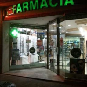 farmacia-artileria-fachada-01.jpg