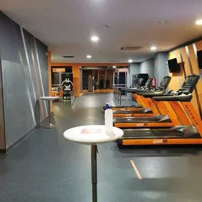 Entrada del gimnasio