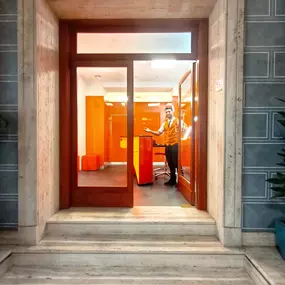 Bild von Sixt Noleggio Auto e Noleggio Furgoni Roma Via Veneto / Marriott Hotel