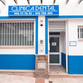 clinica-dental-jacqueline-leblanc-fachada-01.jpg