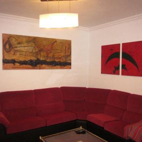 hostal-esmeralda-sala-04.jpg