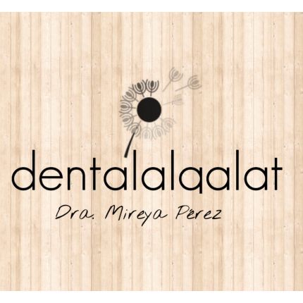 Logotyp från dentalalqalat  Dra. Mireya Pérez