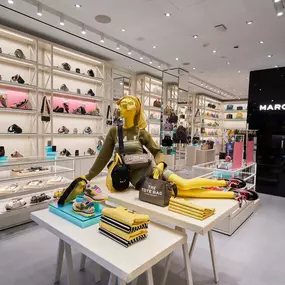 Marc Jacobs Short Hills Interior