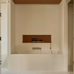 Aman Venice - Grand Canal Suite, Bathroom