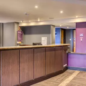 Premier Inn Loughton/Buckhurst Hill hotel reception