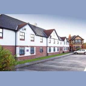 Manchester Airport (Heald Green) hotel exterior