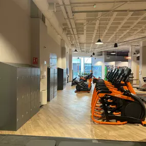 Bild von Basic-Fit Sevilla Avenida de Palmas Altas