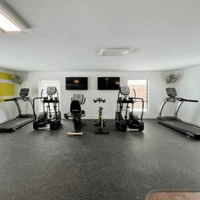 Gym at Kentwood apartment