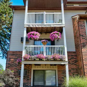 Balcony in Kentwood apartment