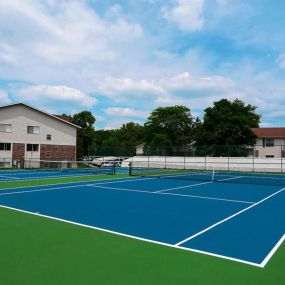 Tennis Court at Castle Pointe Apartments in Lansing, MI