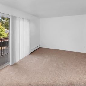 Balcony in apartment in Warren