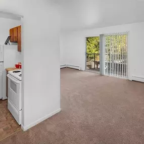 Spacious living room in apartment in Warren