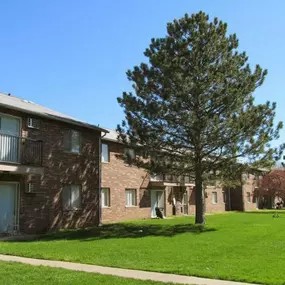 Landscape at apartment in Warren