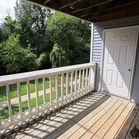 Balcony at Burwick Farms Apartment Homes at Howell, MI