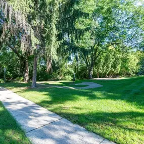 Landscape at Lakewood Apartments in Haslett, MI