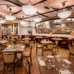 Brasserie B by Bobby Flay offers delicious and distinct French-inspired brunch and dinner dishes at Caesars Palace Las Vegas.