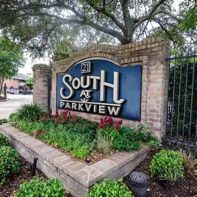 Bild von 21 South at Parkview Apartments