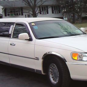 Bild von Suburban Limousine