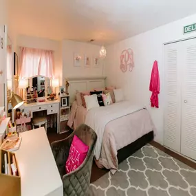 Model Bedroom
