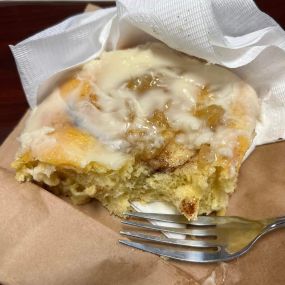 Who doesn’t love cinnamon rolls?? We usually take Jake out to local businesses but today The Cinnamon Roll Guy stopped in our office. Jake couldn’t resist the photo op or these cinnamon rolls! We learned that they take special requests as well as daily delivery orders!
