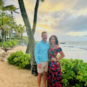 JJ Grantham and his wife on a State Farm trip to Hawaii.