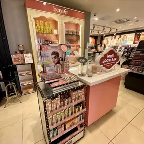 Bild von Benefit Cosmetics BrowBar