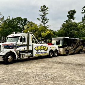 Bild von Troyz Towing & Storage