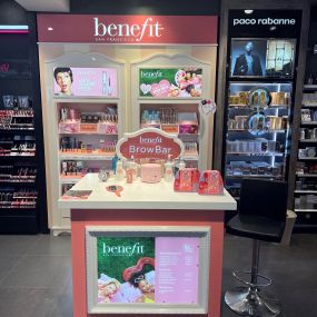 Bild von Benefit Cosmetics BrowBar