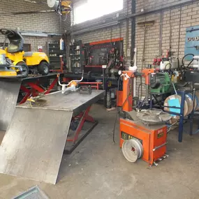 Bild von Bert de Kruijf Tuin- en Parkmachines Landbouwmechanisatie