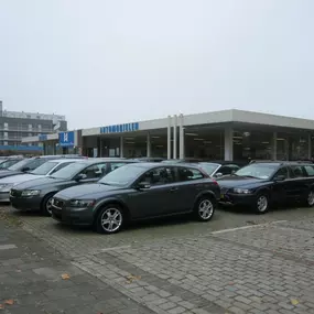 Hennes Automobielen