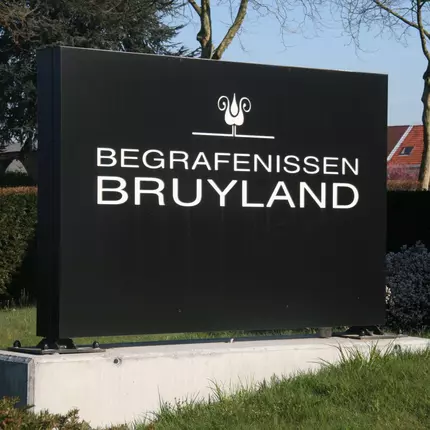 Logo da Begrafenissen Bruyland