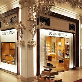 Bild von Louis Vuitton New York Saks Fifth Ave