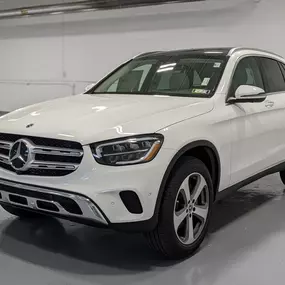 2022 Mercedes - Benz  GLC 300 4Matic SUV in Polar White.