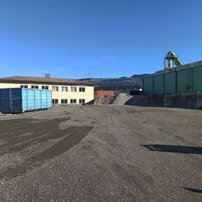 Abbrucharbeiten von Strasser Erdbau in Salzburg
Strasser Abbruch und Entsorgungs GmbH