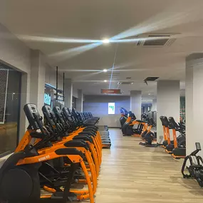 Bild von Basic-Fit Sevilla Avenida Juan Pablo II