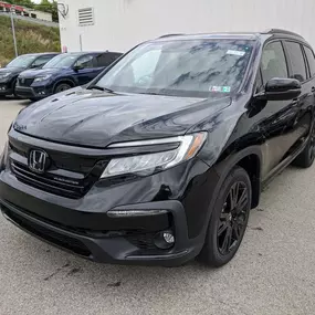 2021 Honda Pilot Black Edition AWD in Crystal Black Pearl.